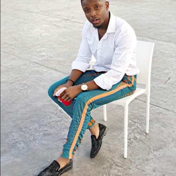 Piergitar - Picture 1 of 9